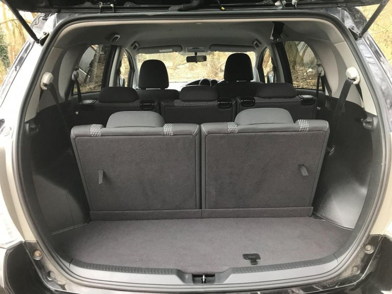 TOYOTA VERSO