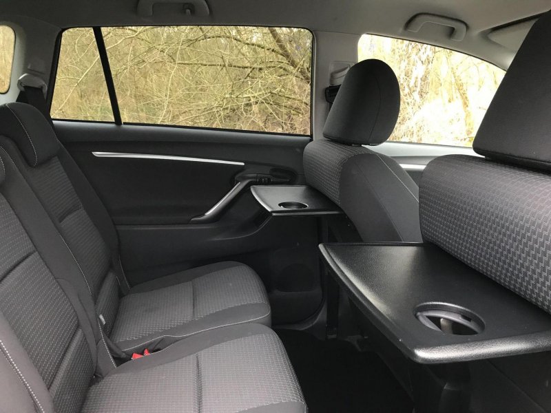 TOYOTA VERSO