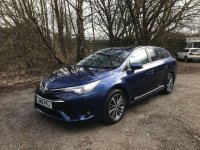 TOYOTA AVENSIS