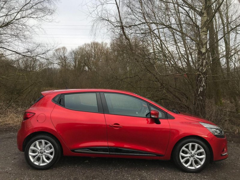 RENAULT CLIO
