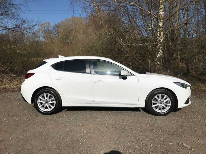 MAZDA MAZDA3