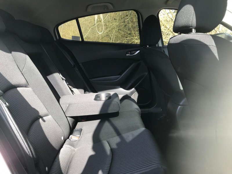 MAZDA MAZDA3