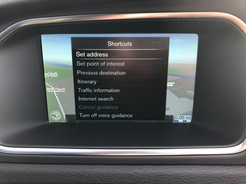 VOLVO V40