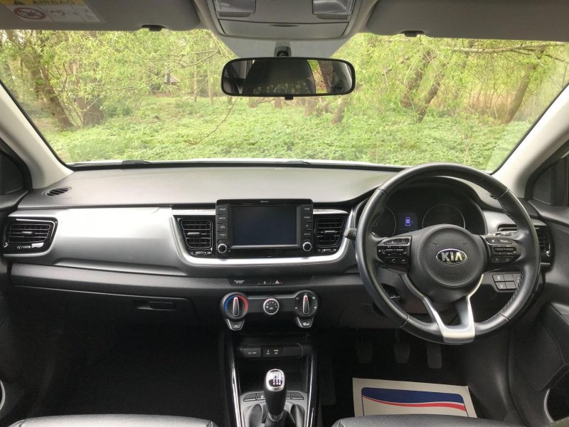 KIA STONIC