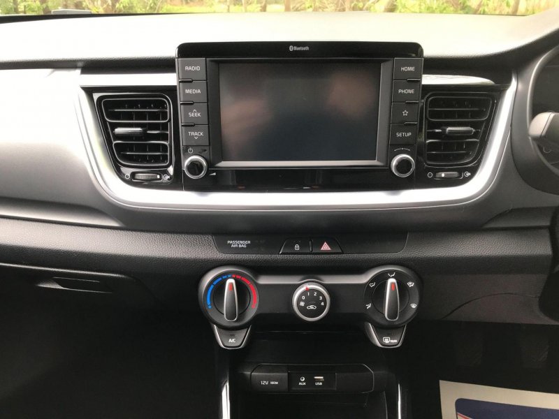 KIA STONIC