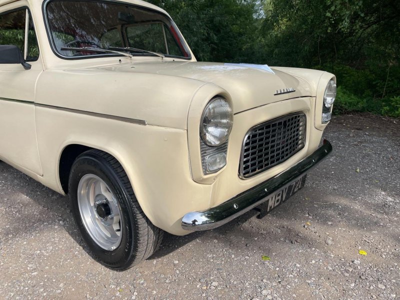FORD POPULAR